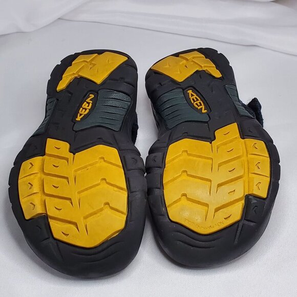 Keen Little Kids Youth Newport H2 Closed Toe Sandals Size 10 Navy & Yellow Shoes - Picture 6 of 10